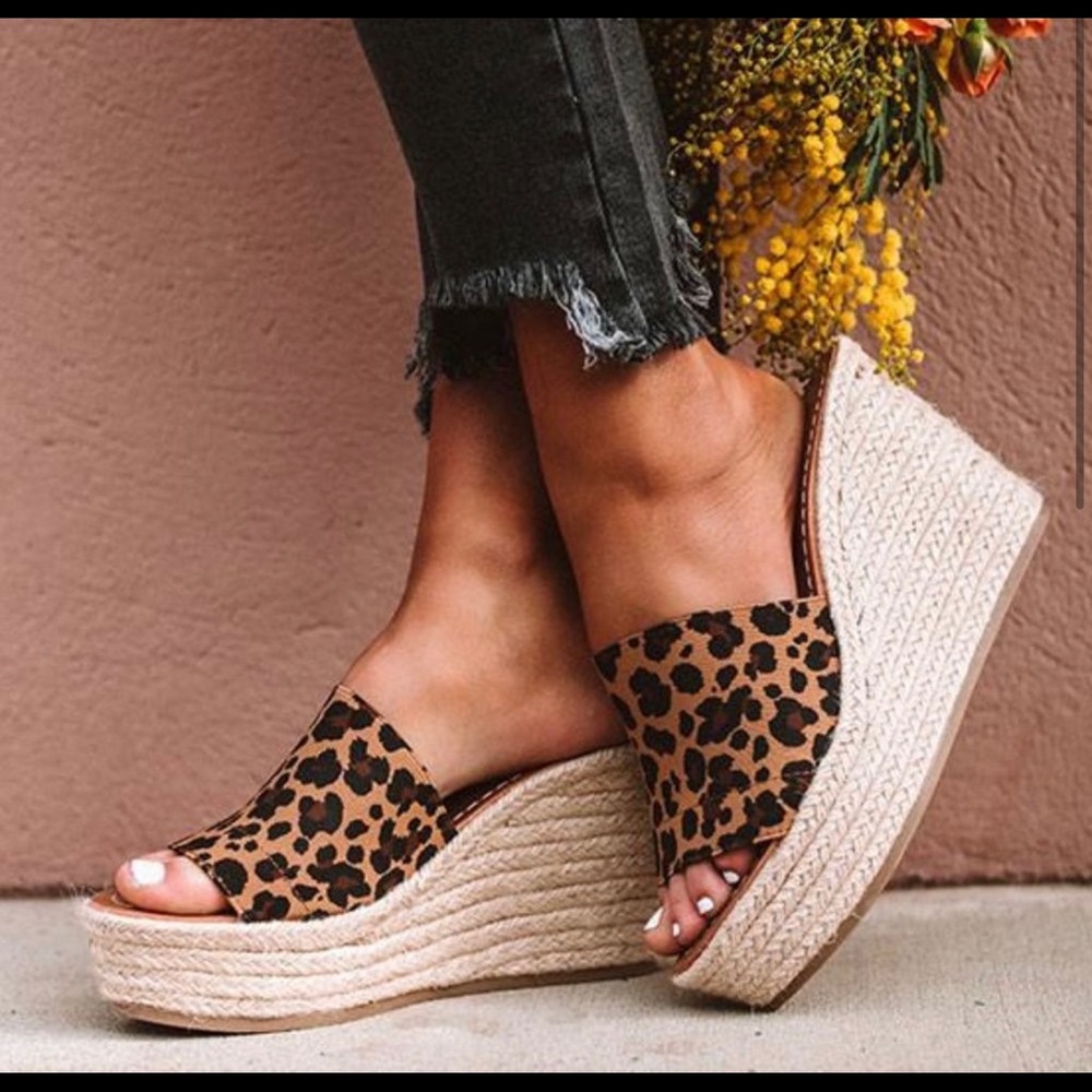 Leopard Print Espadrille Wedges Sz 10 New in Box!
